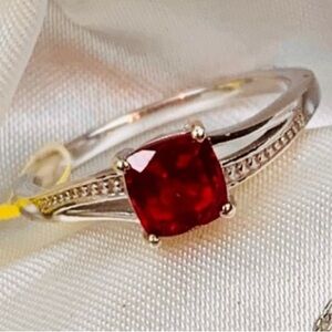 ♥️Genuine Niassa Ruby Ring♥️